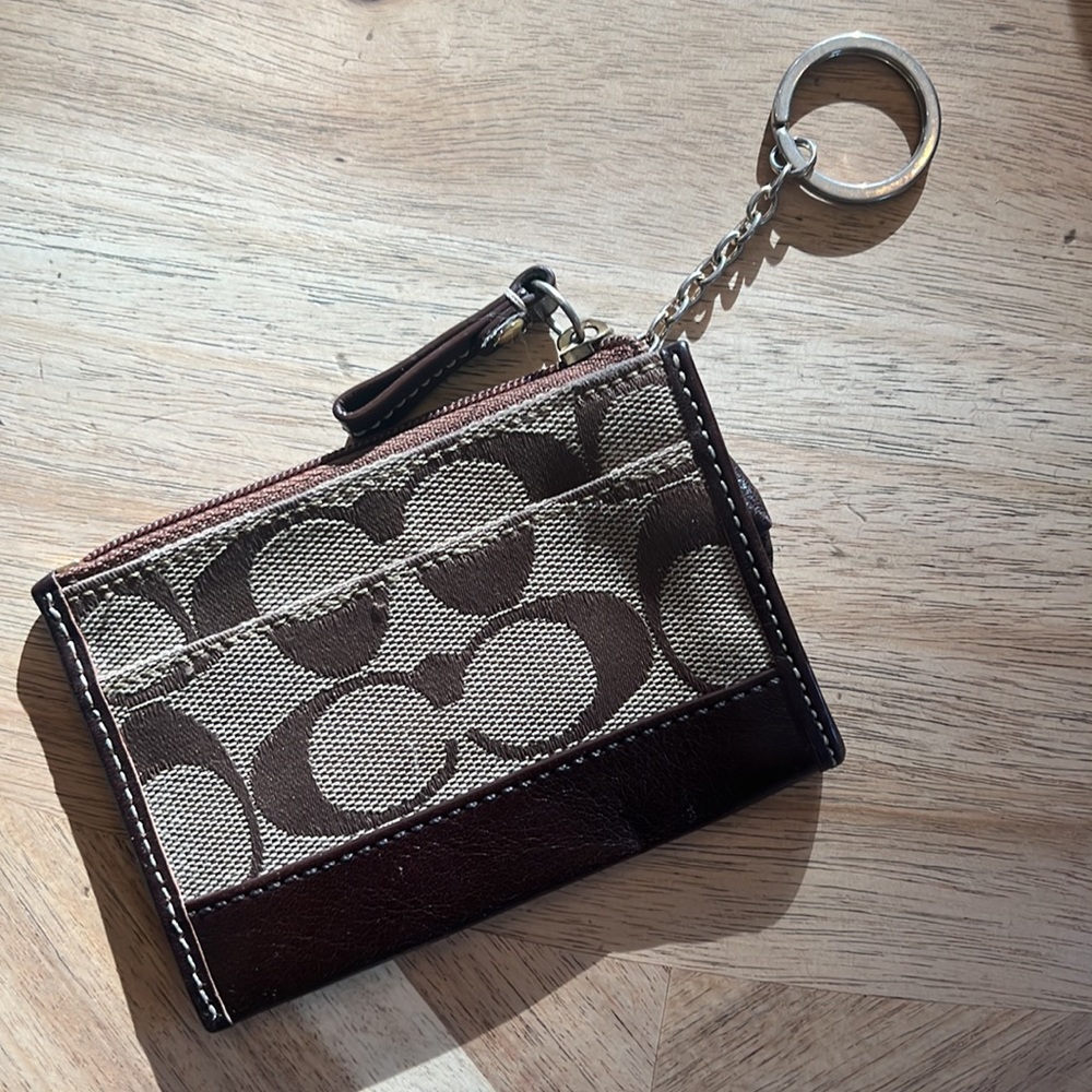 Coach Key Chain Wallet - Picture 2 of 5